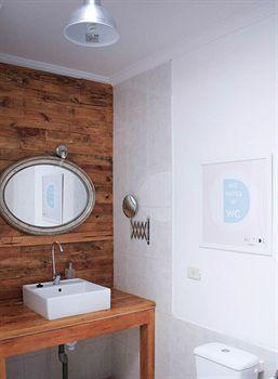 Hitide House Ostello *